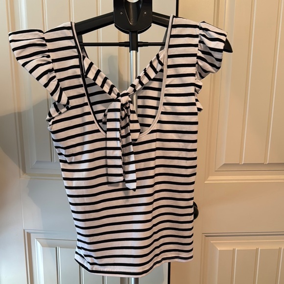 Striped Ruffle Sleeve Top - Picture 2 of 3